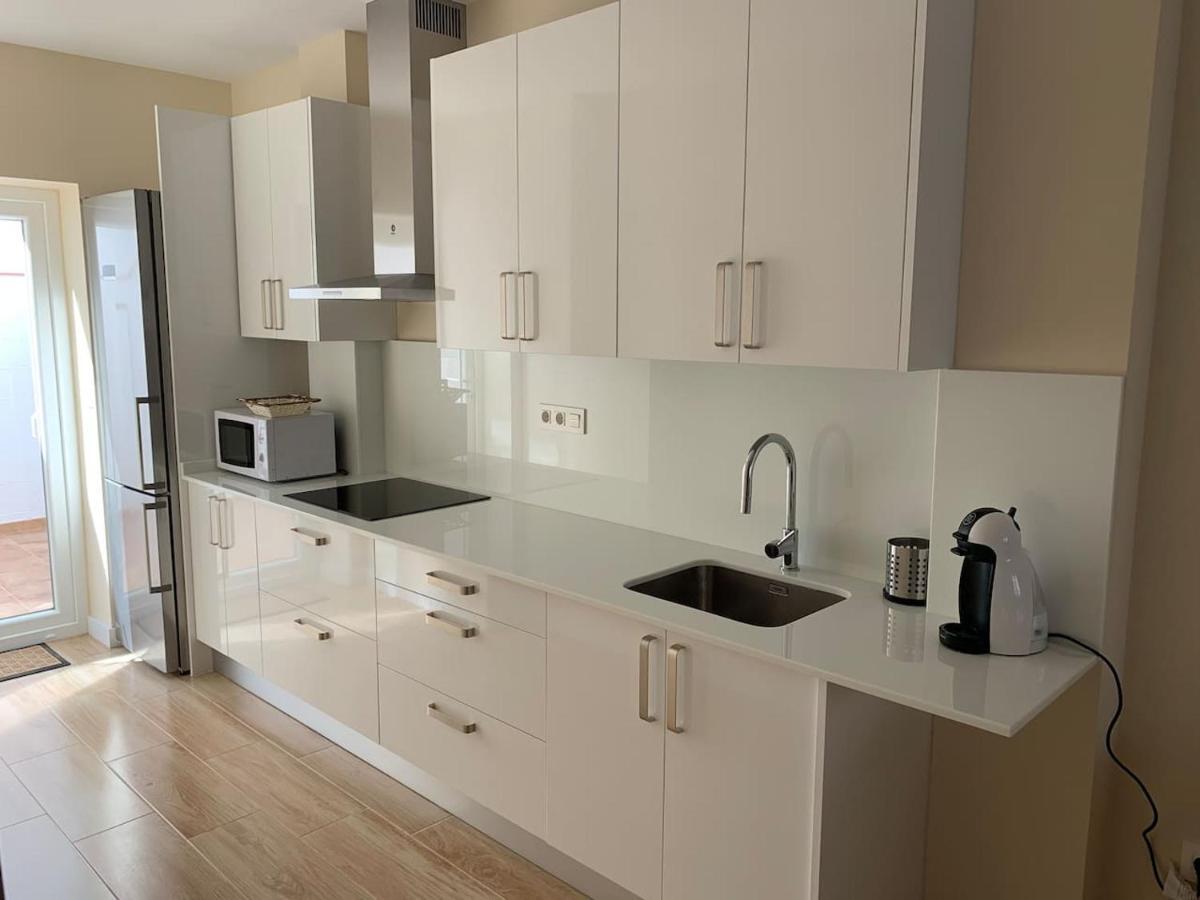 Apartamento En Granada Con Facil Aparcamiento En La Zona מראה חיצוני תמונה