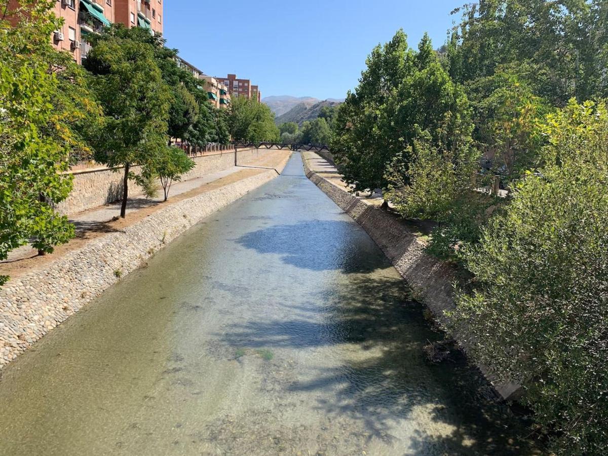Apartamento En Granada Con Facil Aparcamiento En La Zona מראה חיצוני תמונה